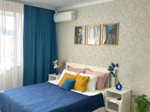 Uyutnaya Kvartira S Vidom Na Gory I Ozero Flat