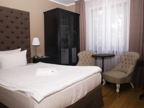 Paraiso Living Quarters