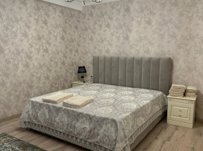 V Novom Chastnom Trekhetazhnom Dome Apartments 3