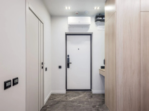 Квартира с бассейном на территории МореСолнцеАпарт