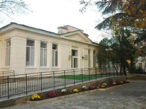 Burdenko Hotel