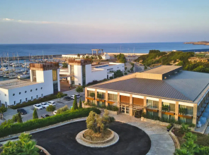 Karpaz Gate Marina Hotel