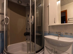 Апартаменты на улице Максима Горького 184