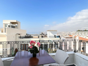 Отель Aren Suites