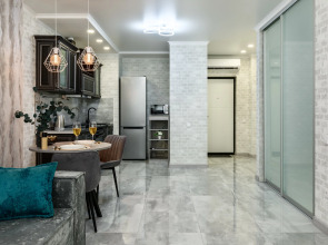 Апартаменты двухкомнатные LUX с шикарным видом на ДОН №9