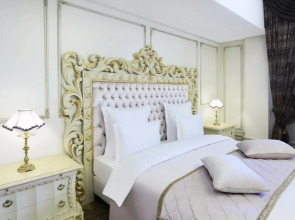 Отель Ambassadori Hotel Tbilisi