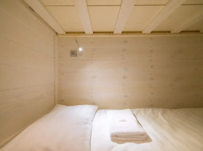 Хостел Изба