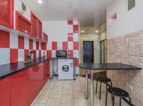 Квартира рядом с Мнтк им. Федорова и Ск Заря