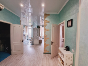 2 na Repina 15/4 Apartments