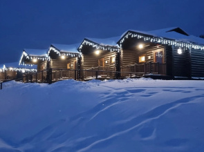 Gostinichny Kompleks Malinovka Recreation Camp