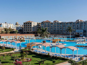 Solara Aqua Park Resort by SUNRISE