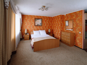 Patriot Hotel
