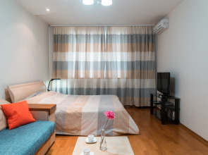 Апартаменты на Новомостовой 8