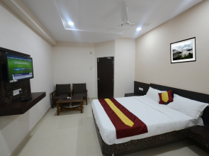Dwaraka Inn Hotel