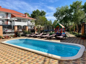 Giatsint Hotel