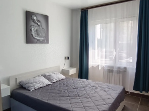 S Otdelnym Vkhodom Na Poligrafistov Flat