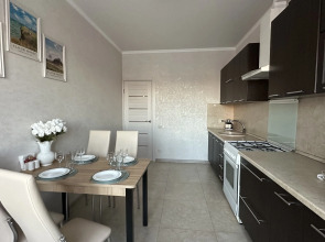 Квартира уютная возле парка с видом на Эльбрус