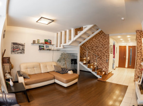 Апартаменты Семейный Таунхаус с Камином и Сауной