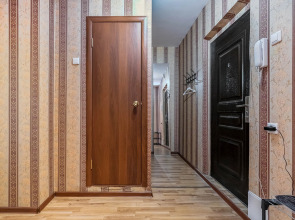 Квартира рядом с Мнтк им. Федорова и Ск Заря