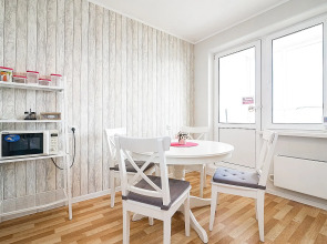 Апартаменты двухкомнатные c видом на Волгу на Волжской набережной  25, м.Cтрелка. Сова-Дом