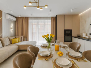 Апартаменты Juls Apart в элитном ЖК с большим балконом