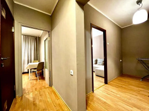 Квартира ШИКАРНАЯ КВАРТИРА С ПРОСТОРНОЙ ЛОДЖИЕЙ