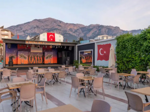 Lims Bona Dea Beach Hotel – All Inclusive