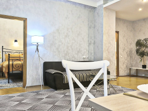 Апартаменты Карла Макса 8