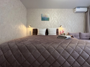 Апартаменты в цeнтрe Нижнего рядoм с Koлecoм oбoзpения и Канатной дорогой от Уют и Комфорт Нн