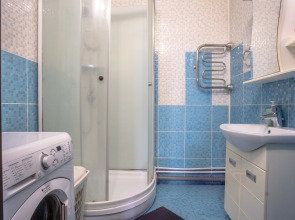 Квартира большая двухкомнатная в отличном районе