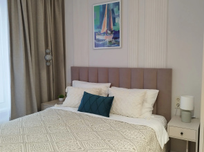 Molly v Bereg Kurortny Sestroretske Apartments