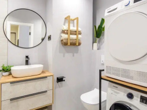 Квартира Просторная трешка в сердце города