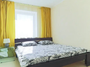 Апартаменты 4-комнатные HomeApart Сторожовская, 8