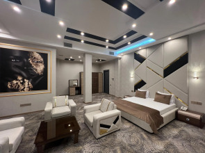 Отель Royal Mansion