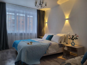 Golubaya studiya na Peskakh Flat