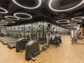 Golden Tulip Istanbul Bayrampasa