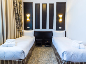 Отель Royal Petrol