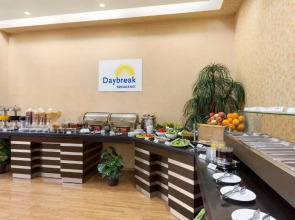 Отель Days Baku