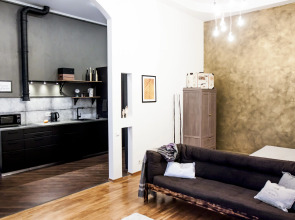 Апартаменты с эркером Александра Блока