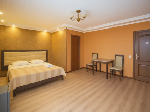 Отель Парадис