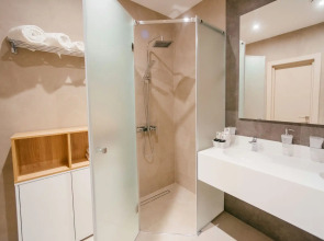 Отель Loft-Hotel