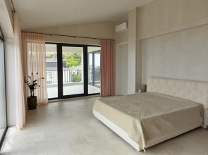 S Panoramnym Vidom Na More I Gory Apartments