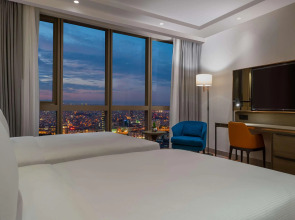 Отель Centro Westside by Rotana