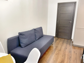 Квартира Loft Studio on Komendantskiy