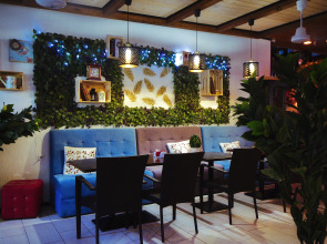 Отель Лотос