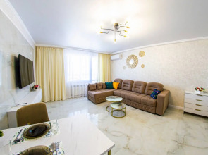 Апартаменты с качелями на 9 этаже