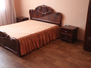 Апартаменты на Цюрупы