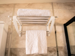 Отель Galapera Hotel