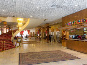 Parsian Enghelab Hotel