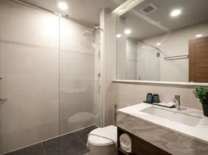 Отель Manhattan Sukhumvit Bangkok